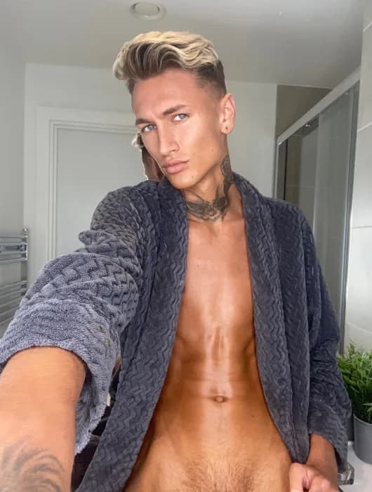 Alexoneilxxx, Tease & Flirty OnlyFans creator, profile photo