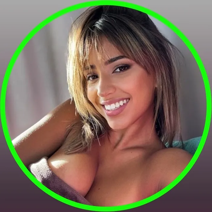 Bonnievalentine, Girlfriend Experience OnlyFans creator, profile photo