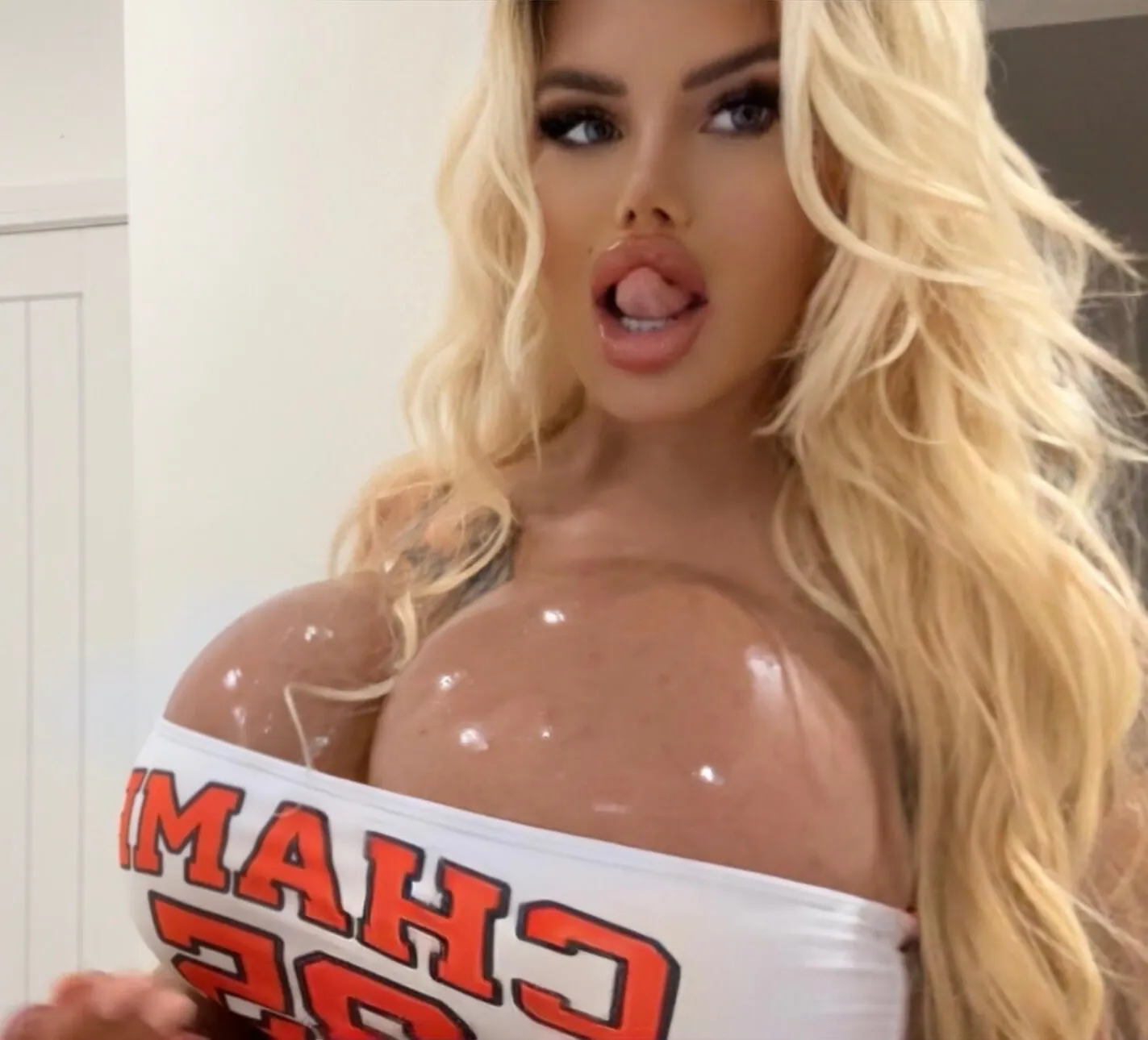 Candycharms, Tease & Flirty OnlyFans creator, profile photo