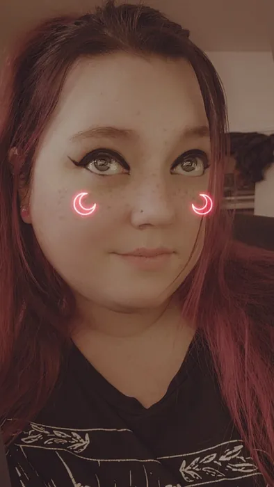 Crimsonfoxxy, Feet & Fetish OnlyFans creator, profile photo
