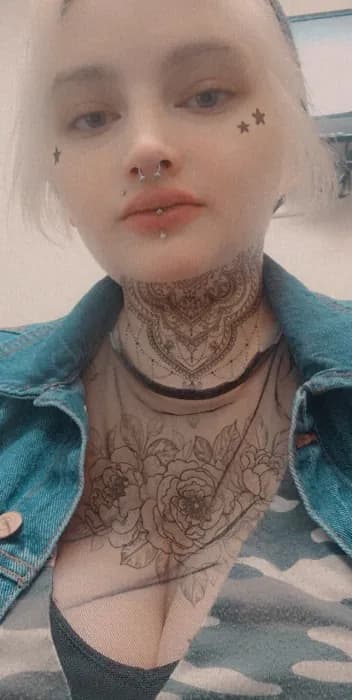 Dark Moon777, Girlfriend Experience OnlyFans creator, profile photo