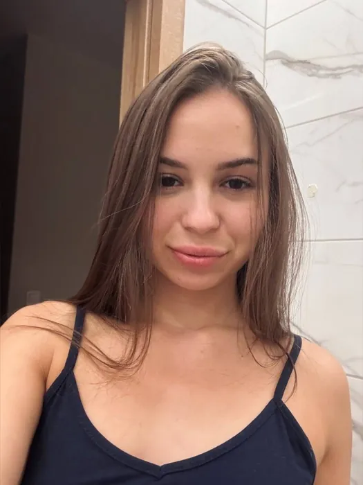 Diannyshka, Tease & Flirty OnlyFans creator, profile photo