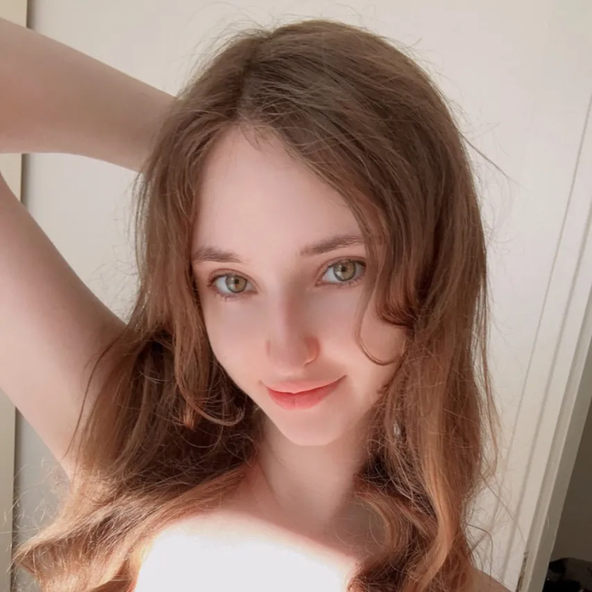 Evaava, Girlfriend Experience OnlyFans creator, profile photo