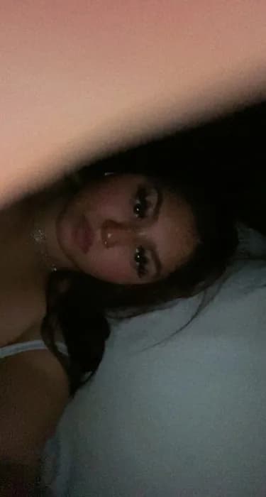 F3Nndi, Girlfriend Experience OnlyFans creator, profile photo