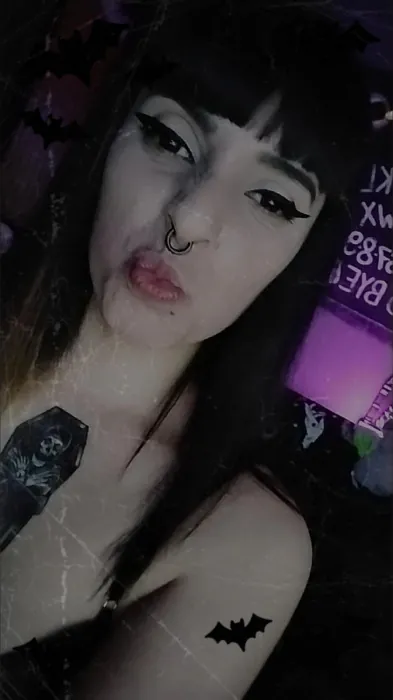 Goddessmorte, Girlfriend Experience OnlyFans creator, profile photo