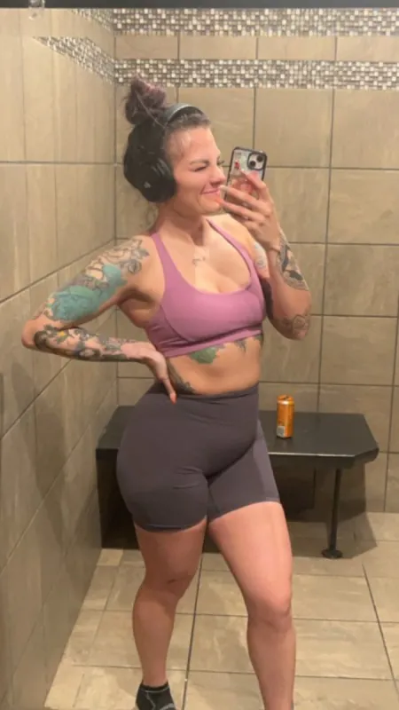 Gymgoddessamber, Tease & Flirty OnlyFans creator, profile photo