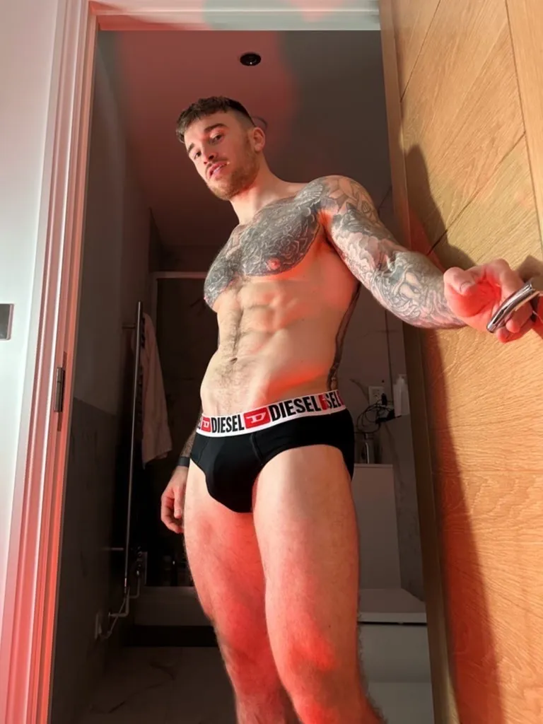 Hatts17, Girlfriend Experience OnlyFans creator, profile photo