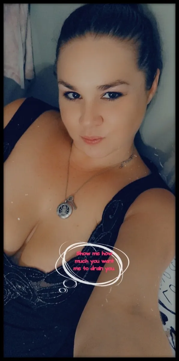 Hotwifebjqueennicole, Tease & Flirty OnlyFans creator, profile photo