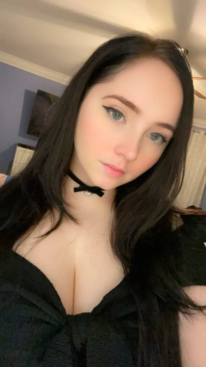 Jewelmegan, Tease & Flirty OnlyFans creator, profile photo