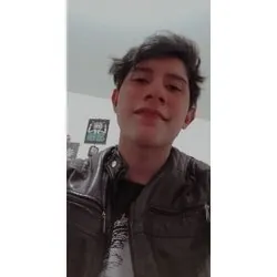 Julian24325208, Girlfriend Experience OnlyFans creator, profile photo