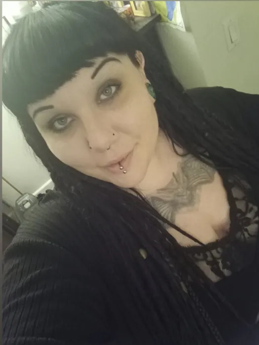 Lia Dreads 9211, Girlfriend Experience OnlyFans creator, profile photo