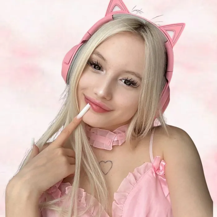 Lovely Your Baby, Girlfriend Experience OnlyFans creator, profile photo