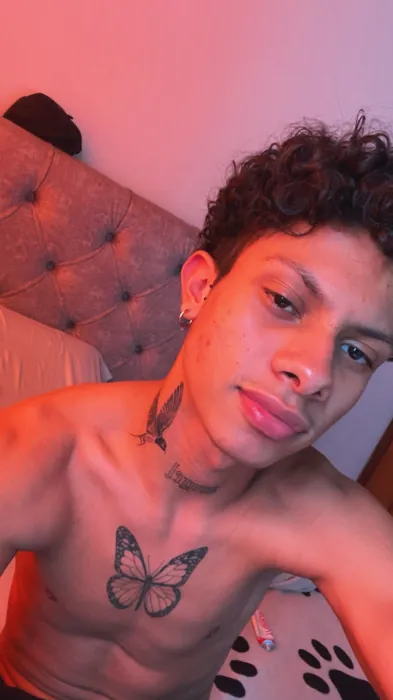 Luccagabriellx, Girlfriend Experience OnlyFans creator, profile photo