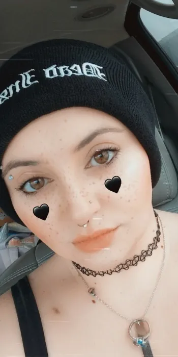 Luckylittleleo, Girlfriend Experience OnlyFans creator, profile photo