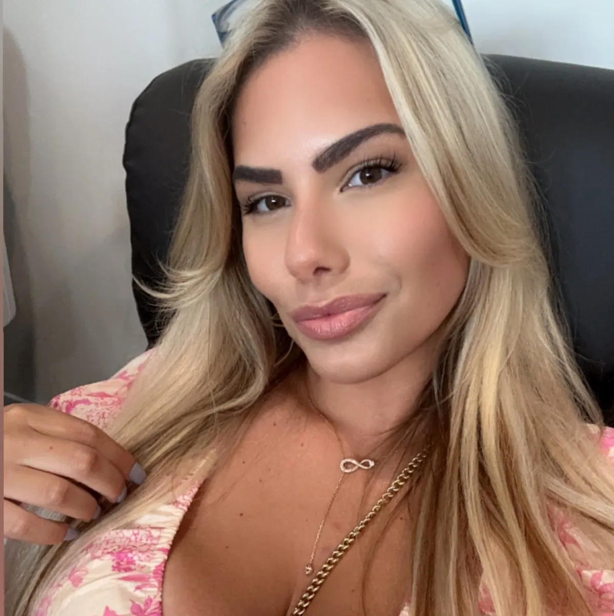 Lunaskye9, Tease & Flirty OnlyFans creator, profile photo