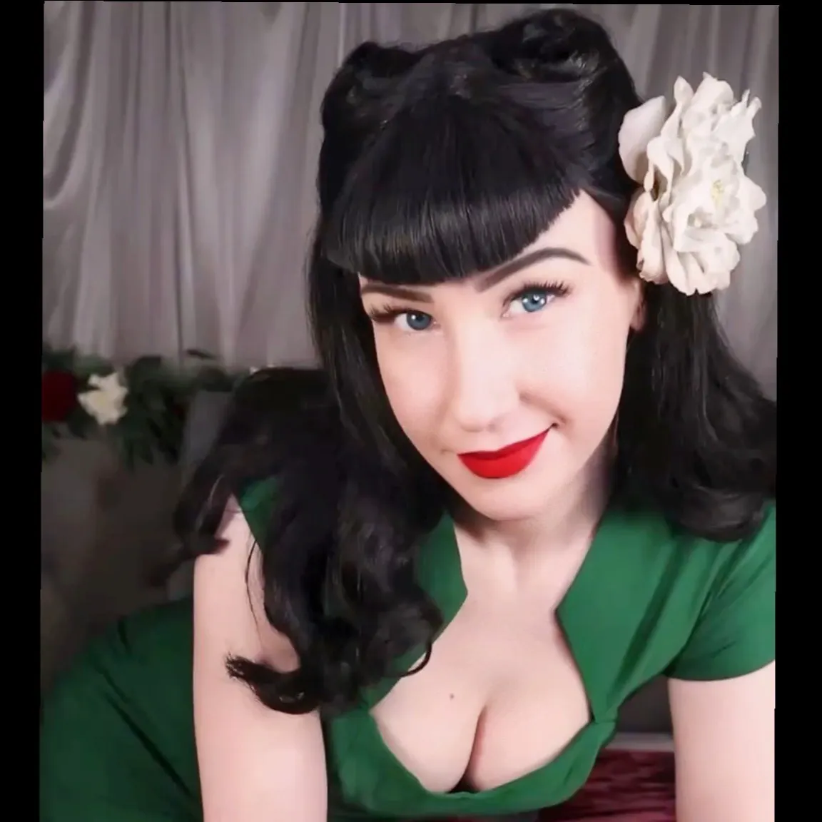 Luxrosewoodfree, Tease & Flirty OnlyFans creator, profile photo