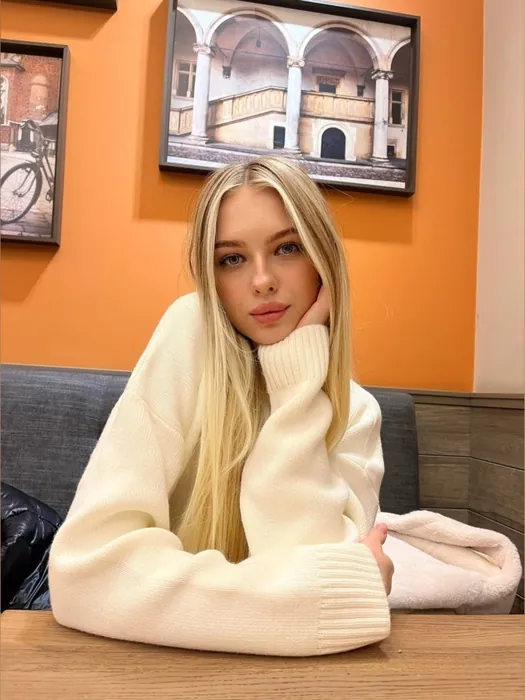 Mon Mon, Tease & Flirty OnlyFans creator, profile photo