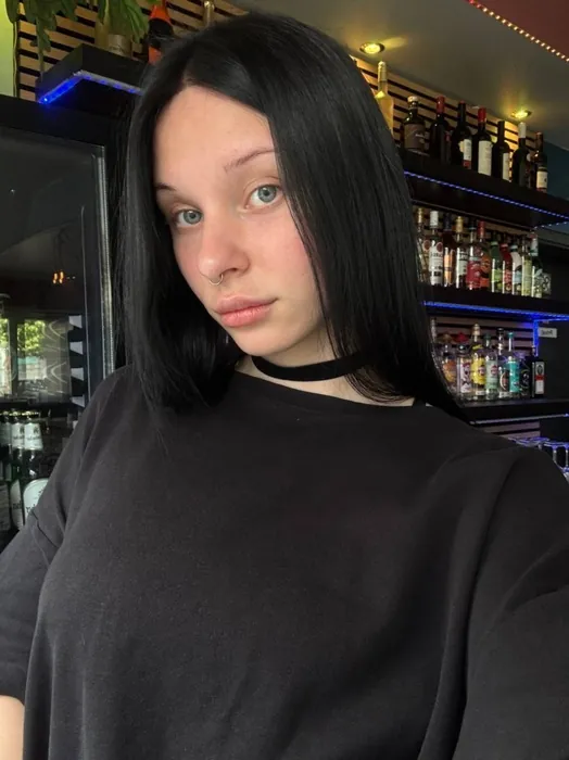 Nika Lun, Tease & Flirty OnlyFans creator, profile photo
