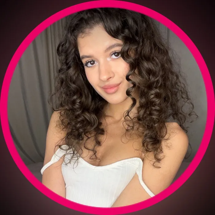 Nikadevis, Tease & Flirty OnlyFans creator, profile photo