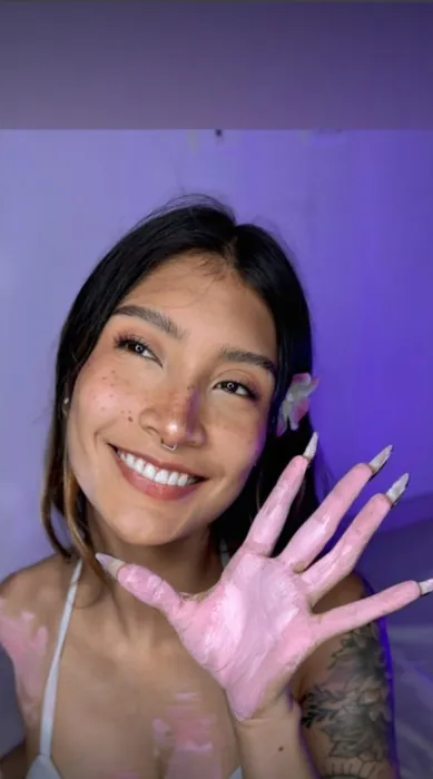 Nymphviolet, Girlfriend Experience OnlyFans creator, profile photo
