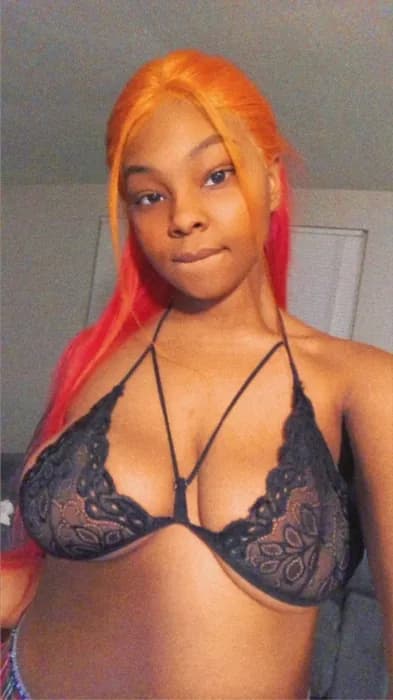 Pr3Ttyki, Girlfriend Experience OnlyFans creator, profile photo