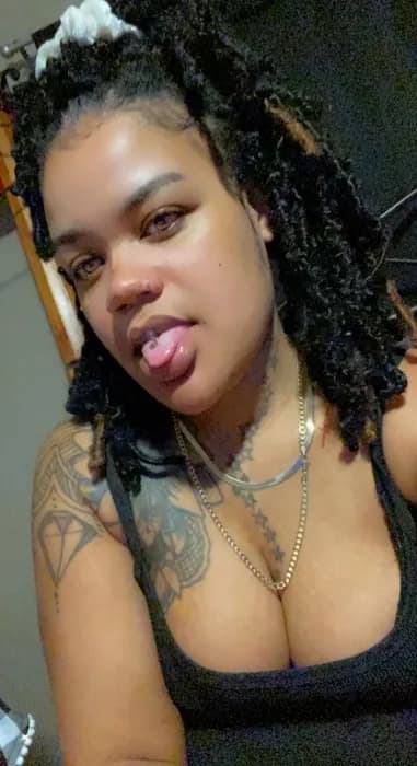 Prettiredd91, Girlfriend Experience OnlyFans creator, profile photo