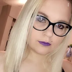 Raynedrop Htx, Girlfriend Experience OnlyFans creator, profile photo