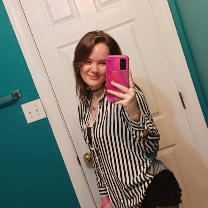 Rixyrein, Girlfriend Experience OnlyFans creator, profile photo