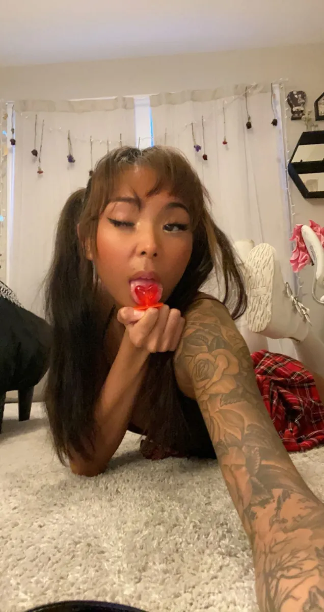 Soliitxa, Girlfriend Experience OnlyFans creator, profile photo