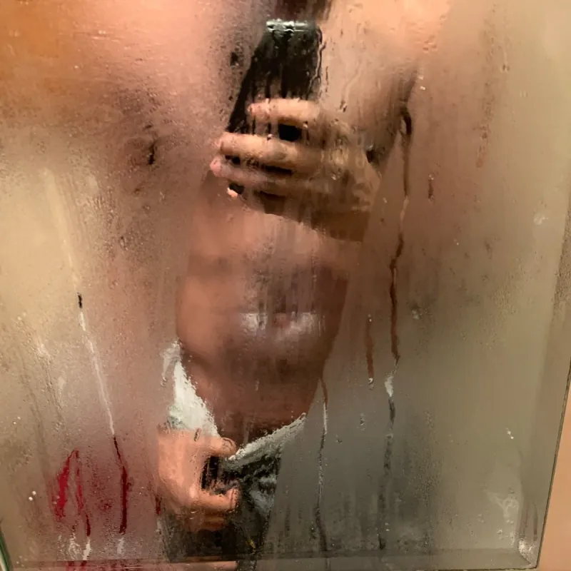 Sunniiibaby, Girlfriend Experience OnlyFans creator, profile photo
