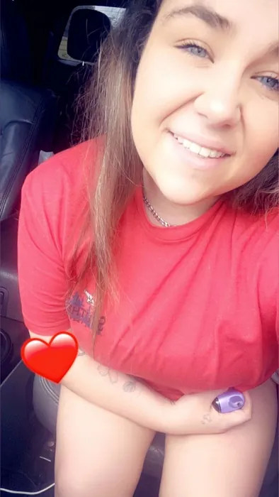 Urdadsnewbitch, Girlfriend Experience OnlyFans creator, profile photo