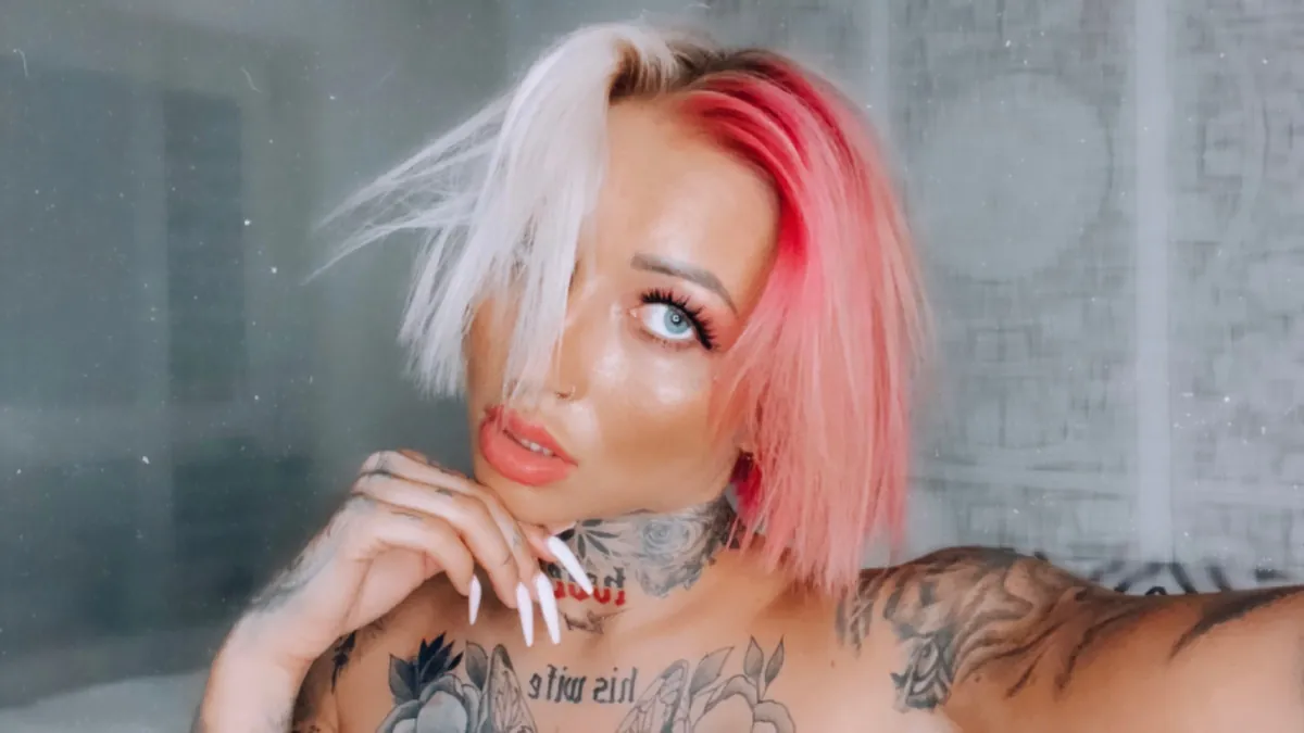 Xlucy, Girlfriend Experience OnlyFans creator, profile photo