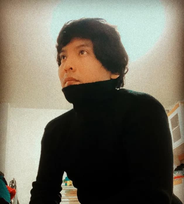 Xtheosx, Girlfriend Experience OnlyFans creator, profile photo