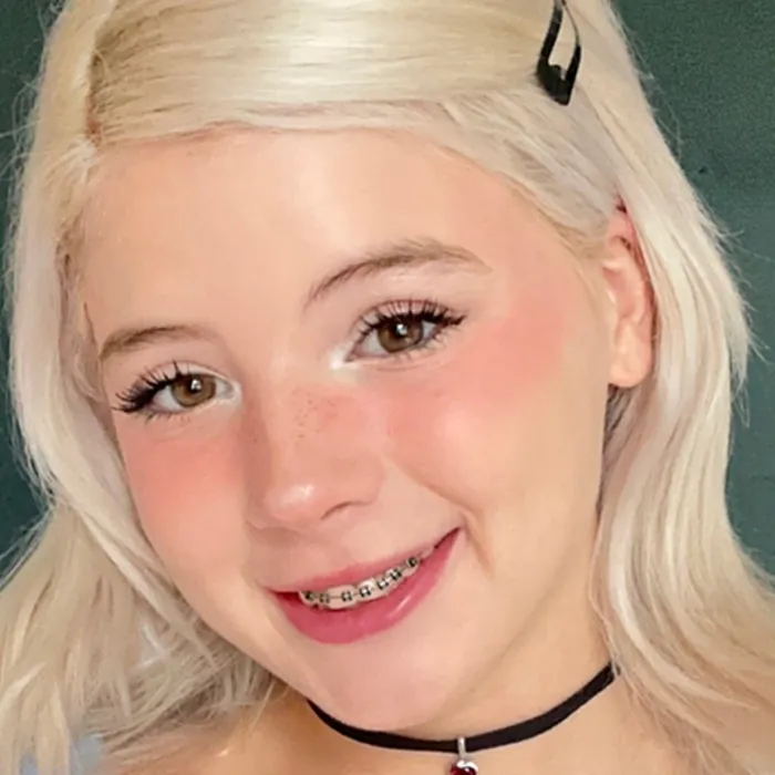 Yumipuffs, Tease & Flirty OnlyFans creator, profile photo
